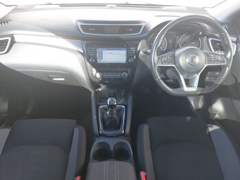 Used Nissan Qashqai 2018 for sale - 78440276: Photo