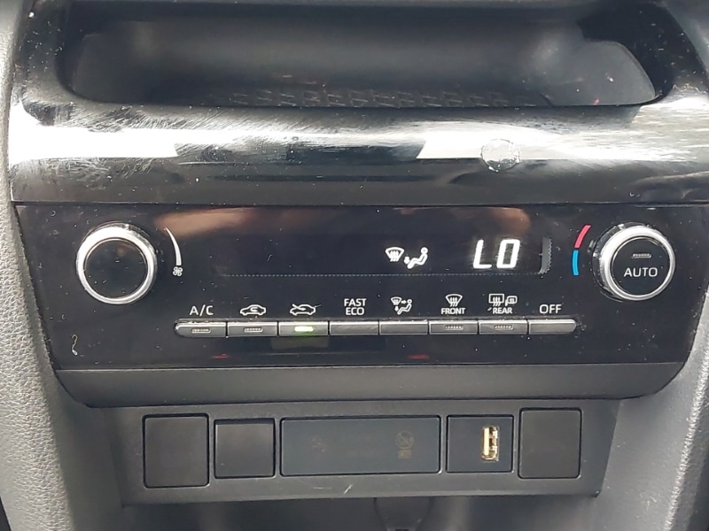 Used Toyota Yaris Cross 2022 for sale - 76160845: Photo 11