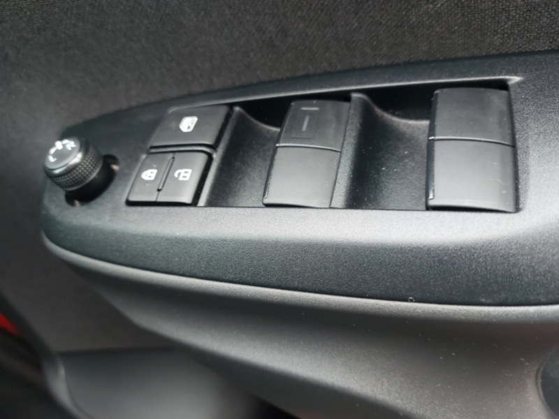 Used Toyota Yaris Cross 2022 for sale - 76160845: Photo 18