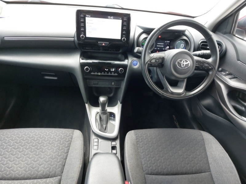 Used Toyota Yaris Cross 2022 for sale - 76160845: Photo 2