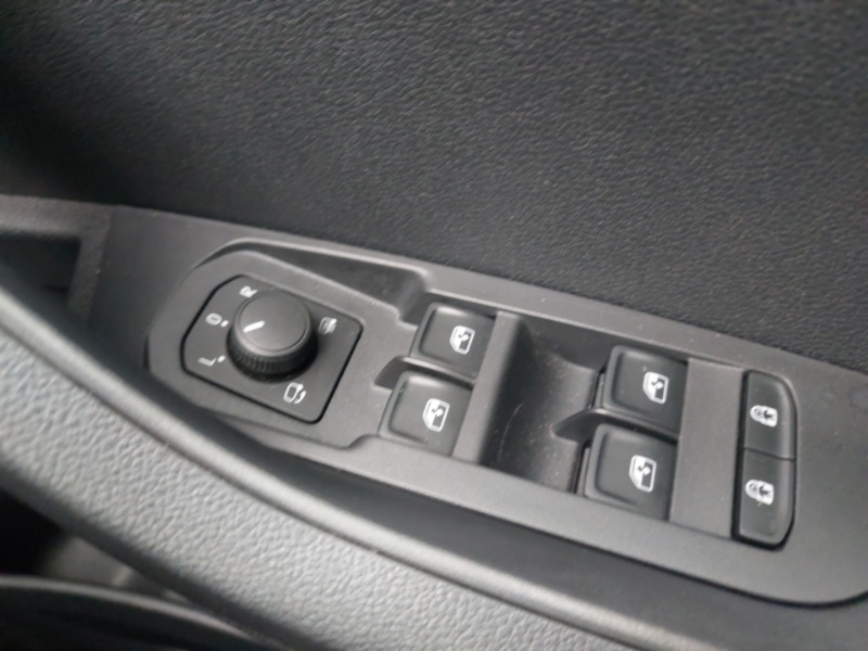 Used Skoda Karoq 2024 for sale - 76052750: Photo 13