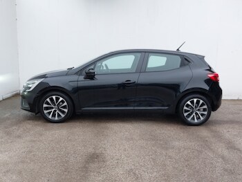 Used Renault Clio 2021 for sale - 76160354: Photo 4