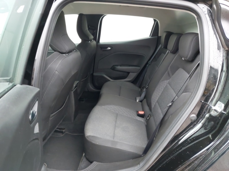 Used Renault Clio 2021 for sale - 76160354: Photo 6