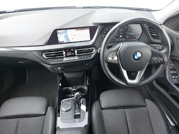Used BMW 1 Series 2020 for sale - 77090417: Photo