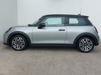 Used MINI Cooper 2025 for sale - 79546282: Photo