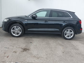Used Audi Q5 2020 for sale - 79642070: Photo
