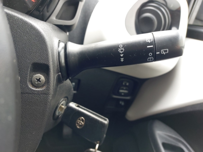 Used Toyota AYGO 2017 for sale - 76331642: Photo 17