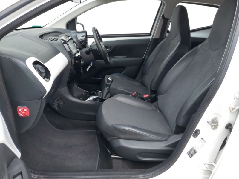 Used Toyota AYGO 2017 for sale - 76331642: Photo 5