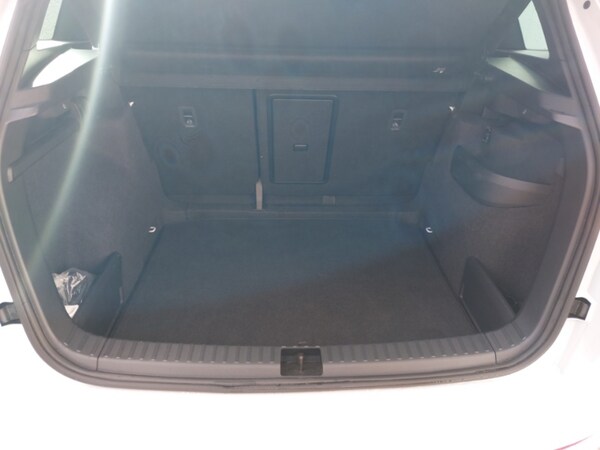 Used Skoda Karoq 2024 for sale - 75939613: Photo 8