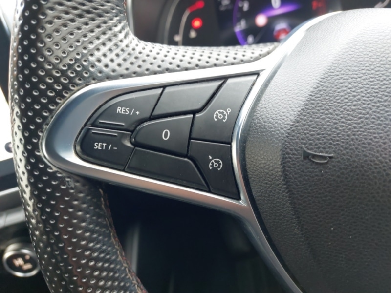 Used Renault Clio 2020 for sale - 77209065: Photo 14