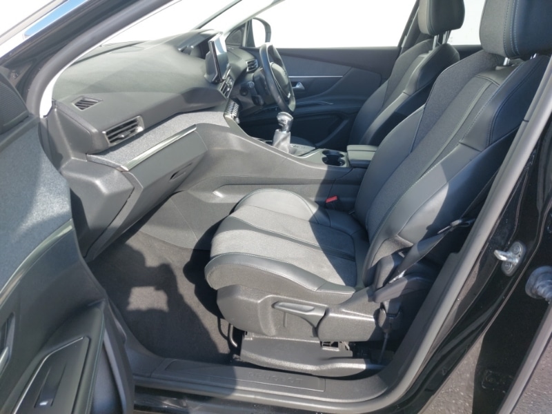 Used Peugeot 3008 2021 for sale - 78202832: Photo 5