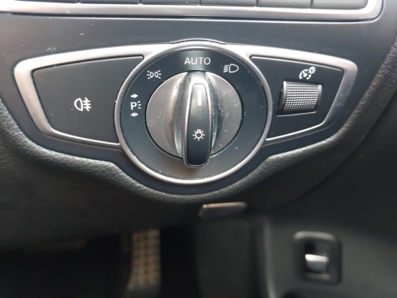 Used Mercedes-Benz GLC 2017 for sale - 77823182: Photo 14