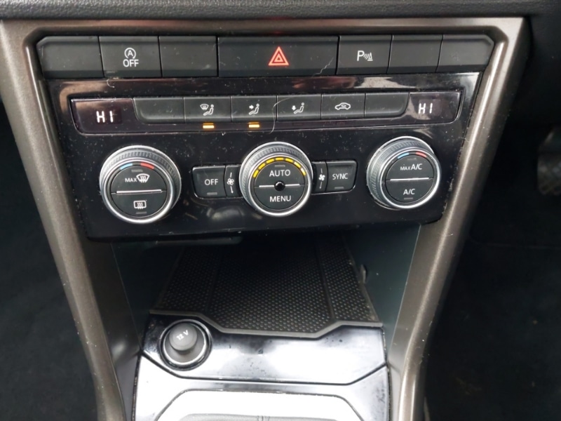 Used Volkswagen T-Roc 2019 for sale - 77448380: Photo 11