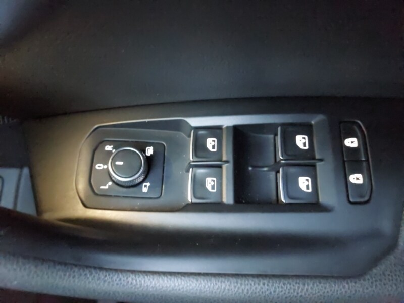 Used Volkswagen Touareg 2019 for sale - 76970625: Photo 17