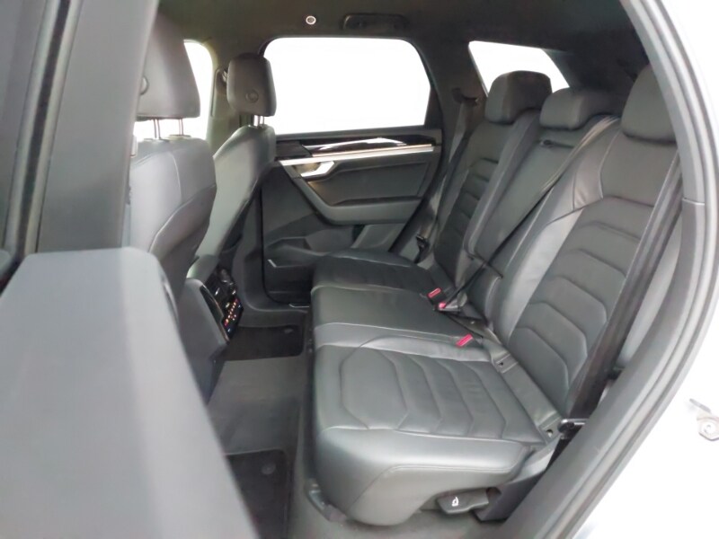 Used Volkswagen Touareg 2019 for sale - 76970625: Photo 6