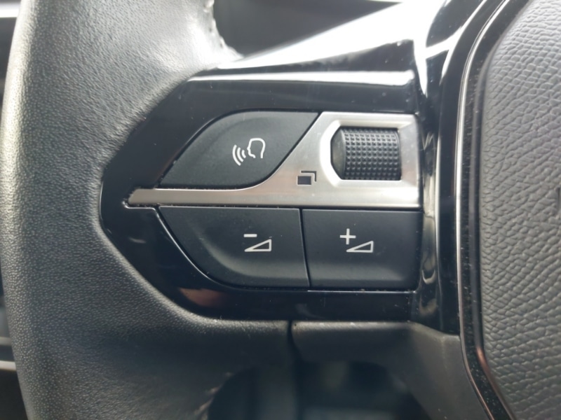 Used Peugeot 2008 2021 for sale - 76435129: Photo 14