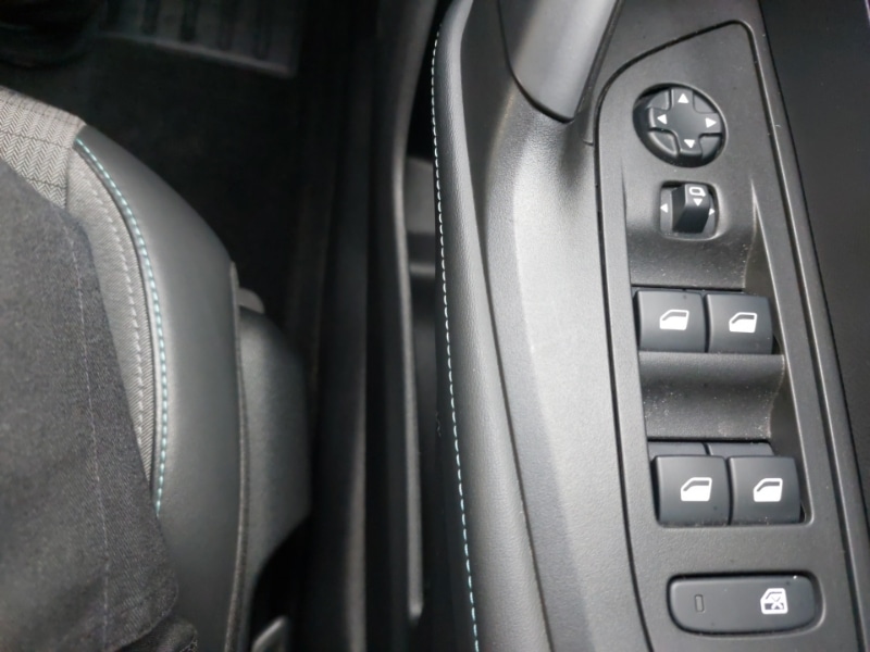 Used Peugeot 2008 2021 for sale - 76435129: Photo 16