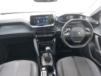 Used Peugeot 2008 2021 for sale - 76435129: Photo