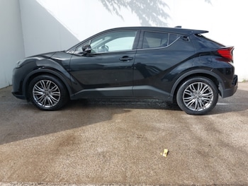 Used Toyota C-HR 2022 for sale - 75909645: Photo