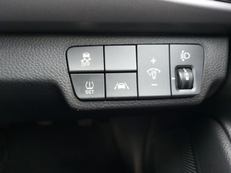 Used Kia Rio 2017 for sale - 76348460: Photo 19