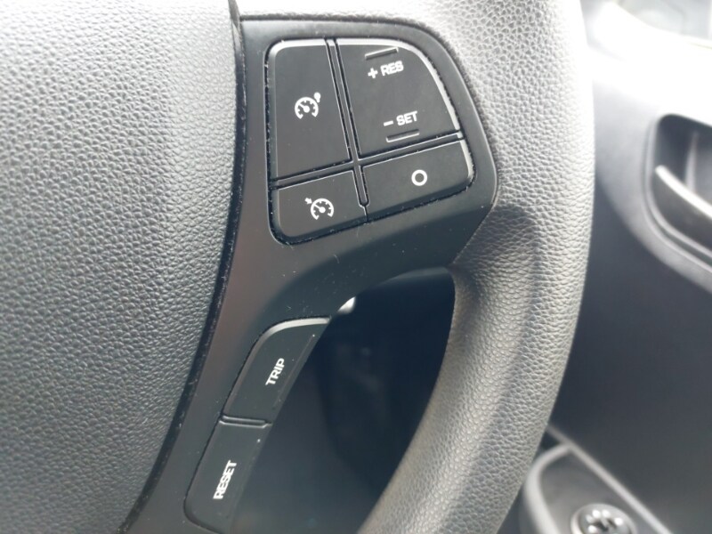 Used Hyundai i10 2017 for sale - 77907329: Photo 15