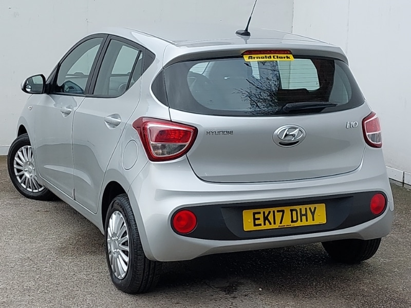 Used Hyundai i10 2017 for sale - 77907329: Photo 3