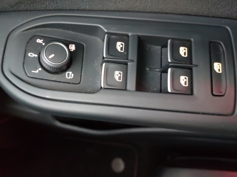 Used Volkswagen Golf 2021 for sale - 76974838: Photo 18