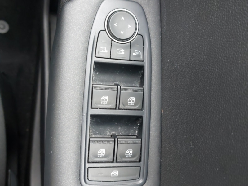 Used Renault Captur 2020 for sale - 78103451: Photo 18