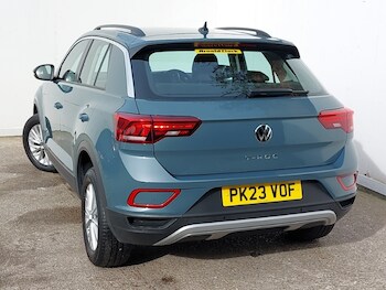 Used Volkswagen T-Roc 2023 for sale - 78317661: Photo