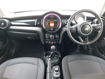 Used MINI Hatch 2018 for sale - 75513955: Photo
