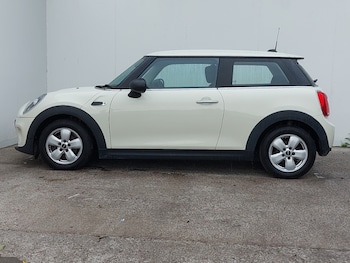 Used MINI Hatch 2018 for sale - 75513955: Photo