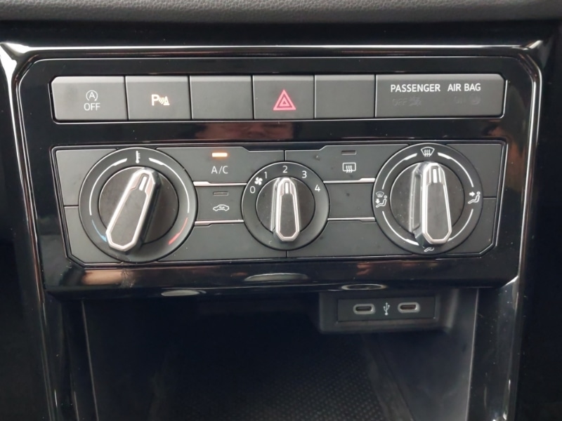 Used Volkswagen T-Cross 2024 for sale - 77169349: Photo 11