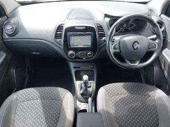 Used Renault Captur 2017 for sale - 79014512: Photo