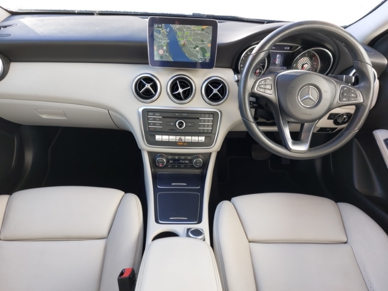 Used Mercedes-Benz A-Class 2017 for sale - 77173874: Photo 2