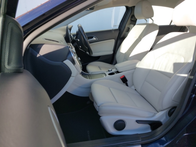 Used Mercedes-Benz A-Class 2017 for sale - 77173874: Photo 5