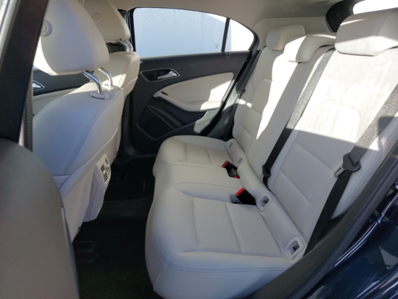 Used Mercedes-Benz A-Class 2017 for sale - 77173874: Photo 6