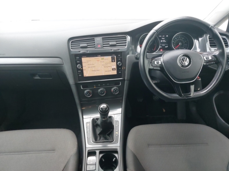 Used Volkswagen Golf 2018 for sale - 76636562: Photo 2