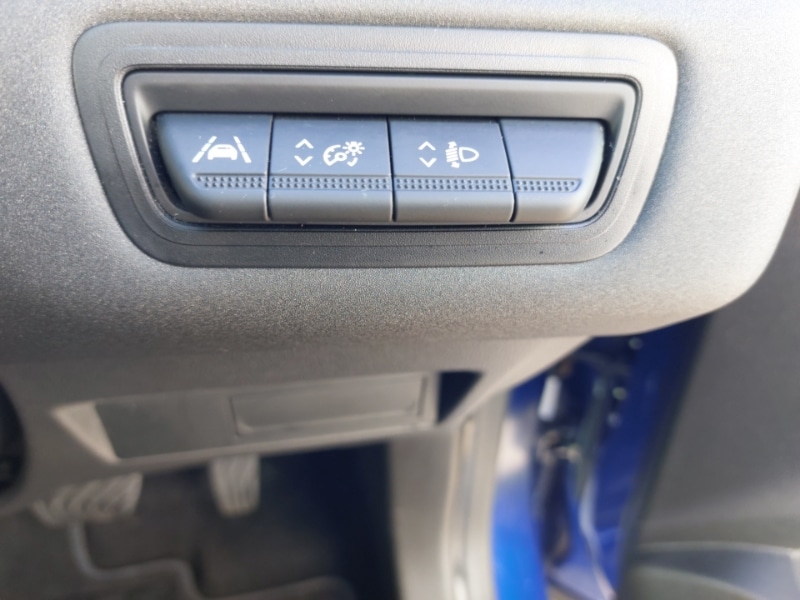 Used Renault Captur 2020 for sale - 76498046: Photo 19