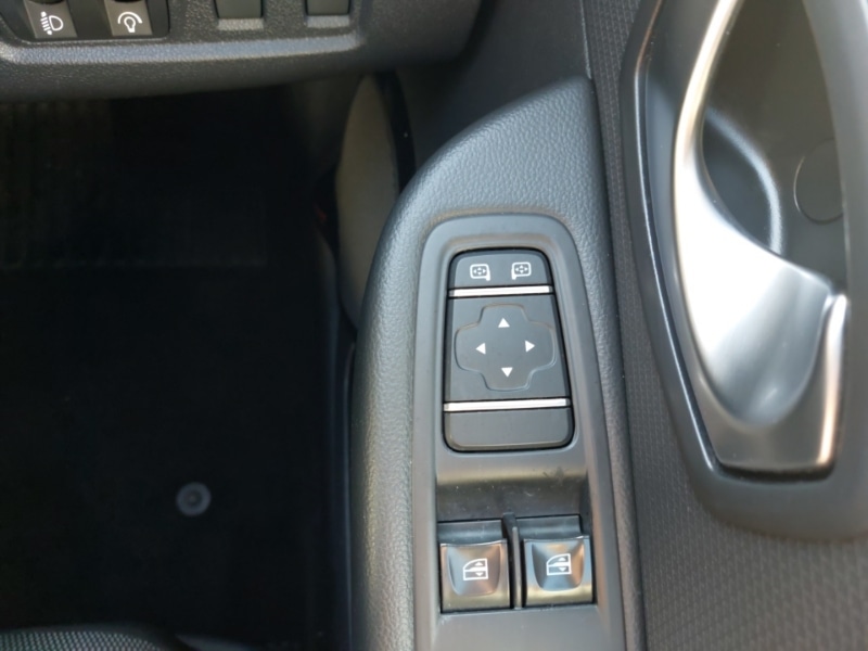 Used Renault Clio 2018 for sale - 77325063: Photo 17