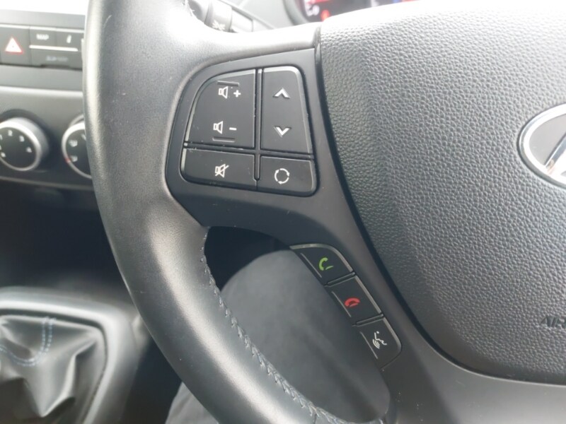 Used Hyundai i10 2018 for sale - 76721926: Photo 13