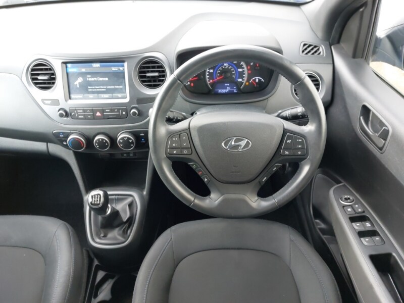 Used Hyundai i10 2018 for sale - 76721926: Photo 7
