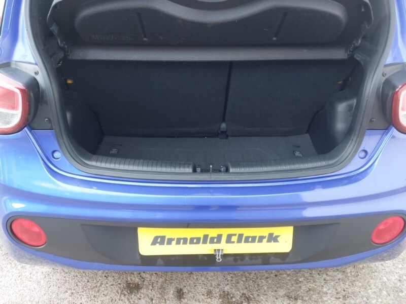 Used Hyundai i10 2018 for sale - 76721926: Photo 8