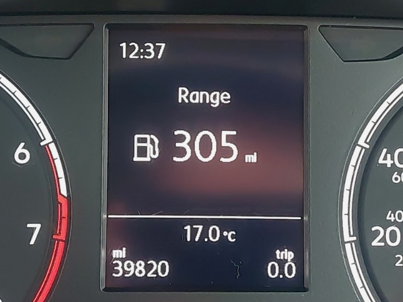 Used Volkswagen Polo 2018 for sale - 76328843: Photo 11