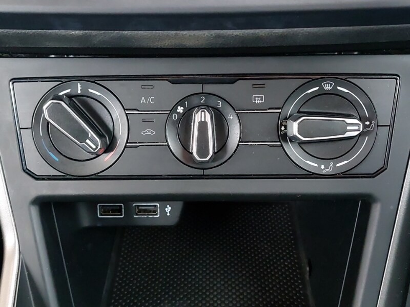 Used Volkswagen Polo 2018 for sale - 76328843: Photo 13