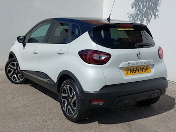 Used Renault Captur 2018 for sale - 79578561: Photo