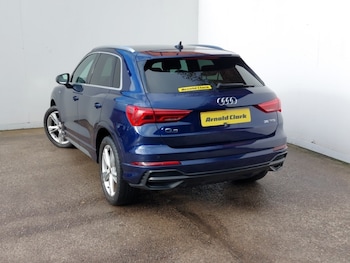 Used Audi Q3 2021 for sale - 76498052: Photo