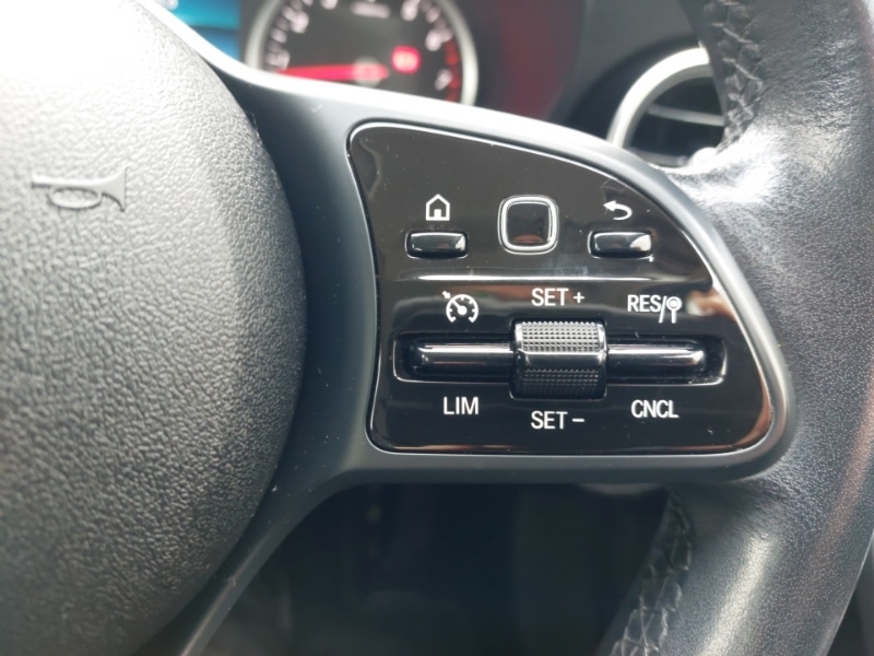 Used Mercedes-Benz C Class 2019 for sale - 77674360: Photo 16