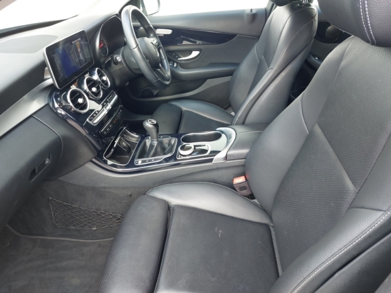 Used Mercedes-Benz C Class 2019 for sale - 77674360: Photo 5