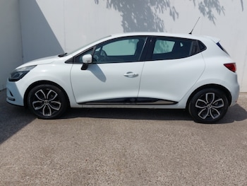 Used Renault Clio 2019 for sale - 79238707: Photo