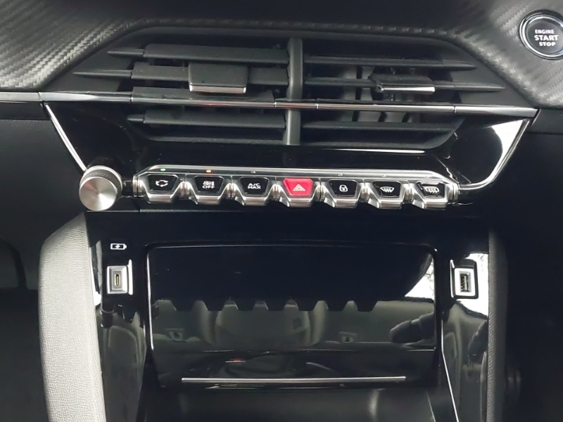 Used Peugeot 2008 2021 for sale - 76763559: Photo 11